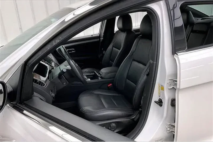 $13290 : Ford Taurus 2015 AWD SEL 4dr image 8