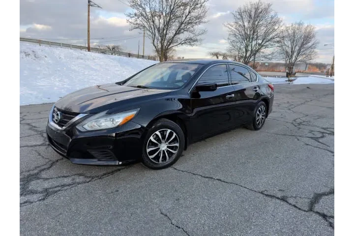 $8399 : 2017 Altima image 3