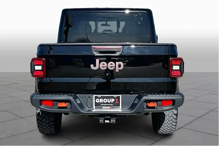 $37209 : Jeep Gladiator 2021 4x4 Moja image 4
