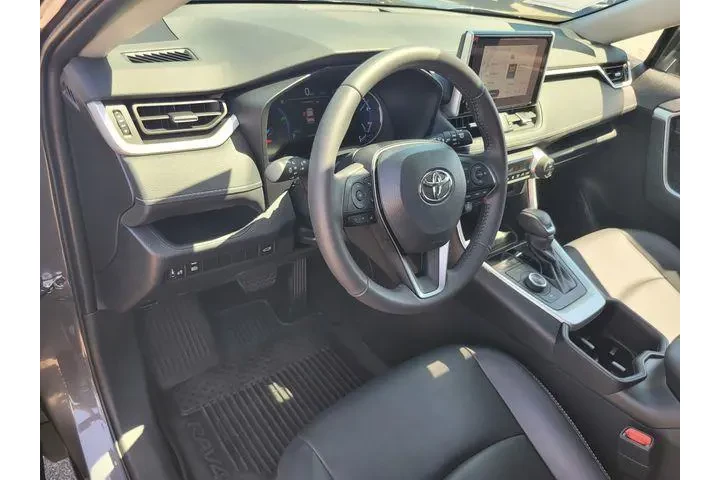 $38920 : Toyota RAV4 Hybrid 2024 AWD image 9