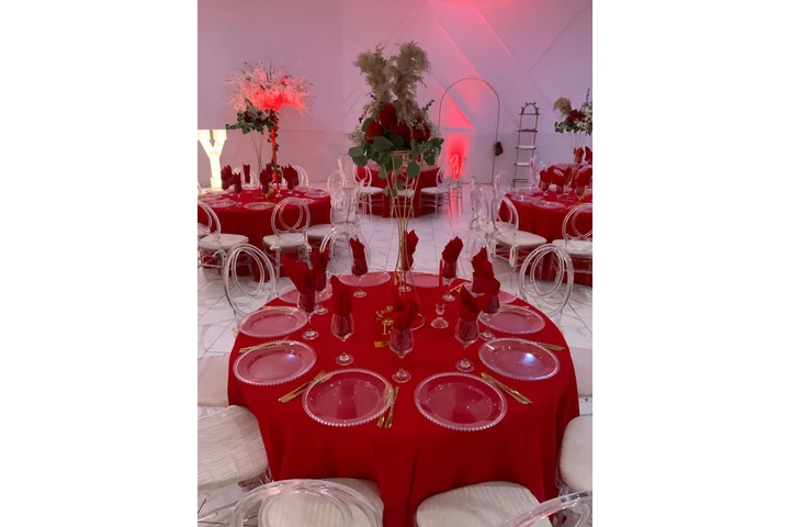 Salon de fiestas 100 a 300 image 4