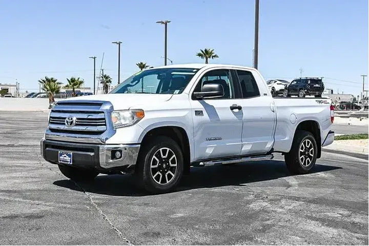 $27988 : Toyota Tundra 2016 4x2 SR5 4 image 3