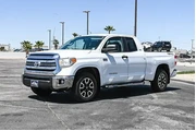 $27988 : Toyota Tundra 2016 4x2 SR5 4 thumbnail