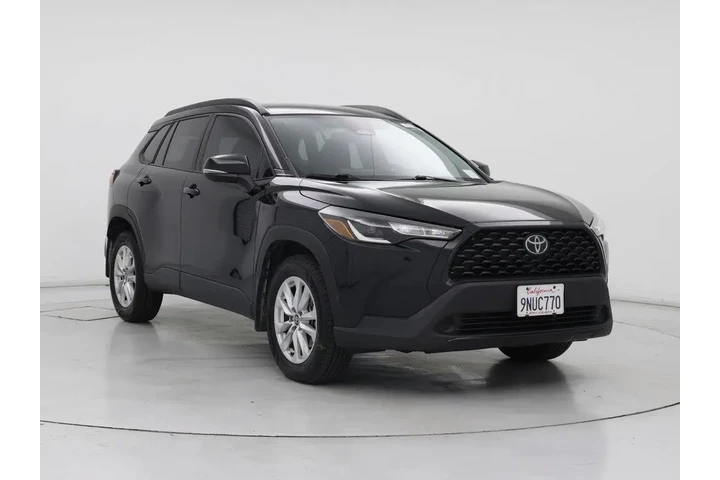 $16998 : Toyota Corolla Cross 2024 LE image 1