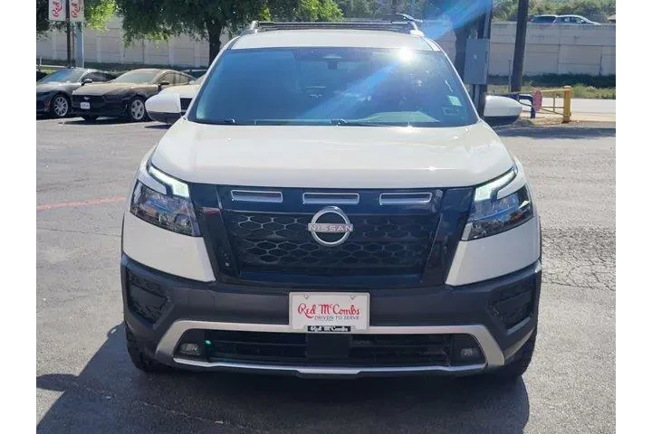 $38600 : Nissan Pathfinder 2025 AWD S image 8