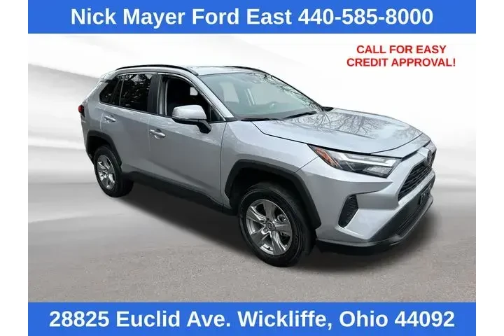 $33995 : Toyota RAV4 2025 AWD XLE 4dr image 1