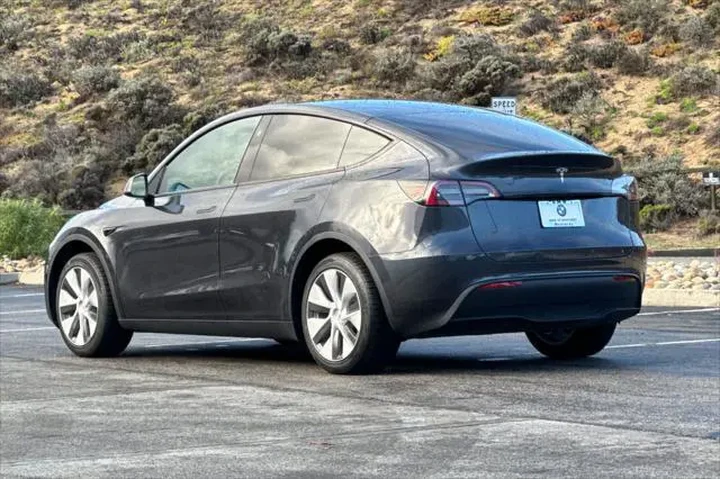 $34990 : Tesla Model Y 2024 Long Rang image 7