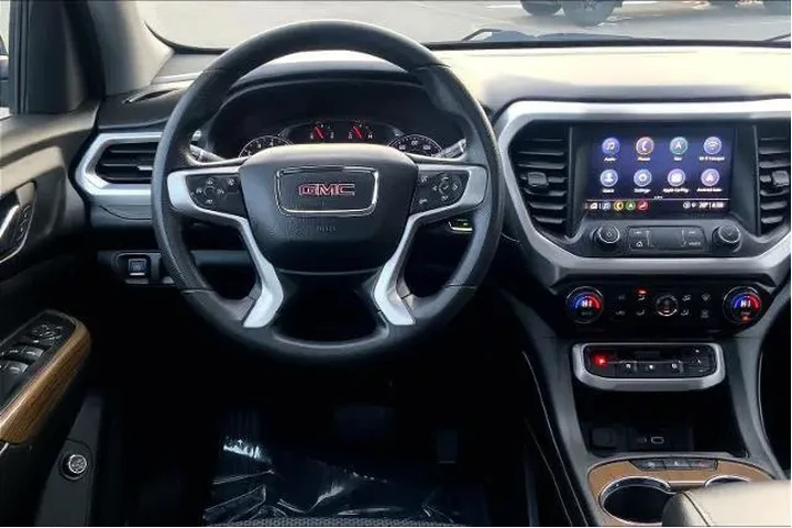 $26700 : GMC Acadia 2023 4x4 SLE 4dr image 5