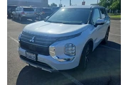 Mitsubishi Outlander 2023 ES en Fresno