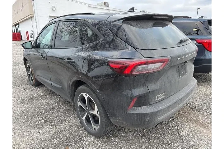 $27635 : Ford Escape 2024 AWD ST-Line image 8
