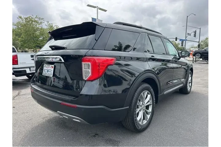 $30000 : Ford Explorer 2023 XLT 4dr S image 6
