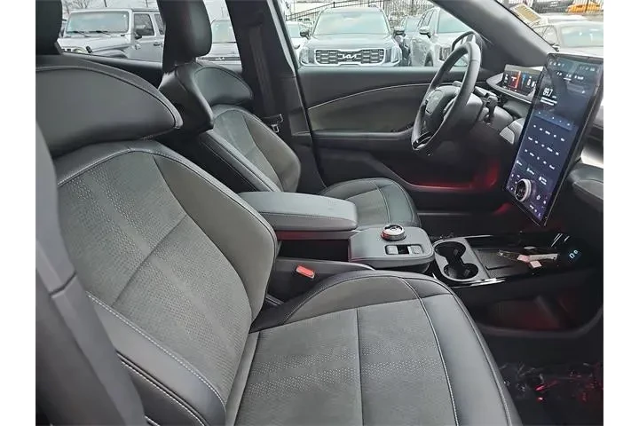 $36861 : Ford Mustang Mach-E 2023 AWD image 10