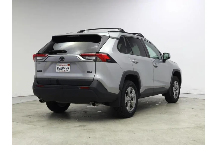 $34998 : Toyota RAV4 2025 XLE 4dr SUV image 8