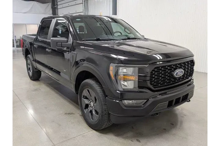 $36339 : Ford F-150 2023 4x4 XL 4dr S image 5
