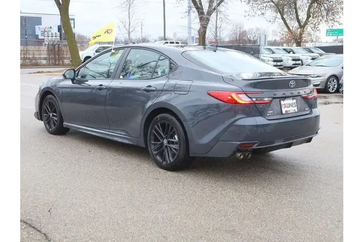 $29677 : Toyota Camry 2025 AWD SE 4dr image 7