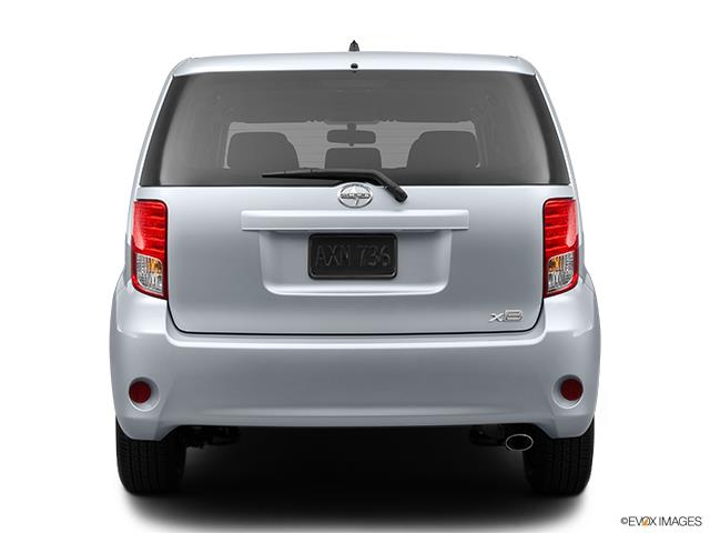 2012 xB image 7