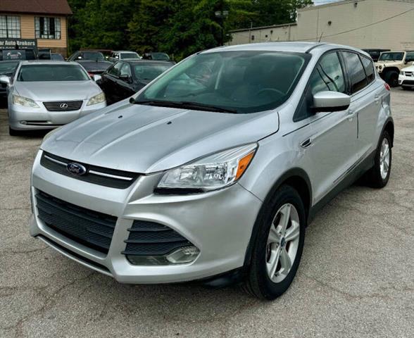 $6900 : 2013 Escape SE image 3