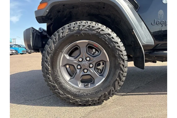 $26999 : 2020 Gladiator Sport image 9