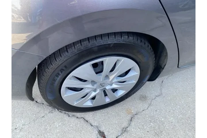 $15900 : Nissan Sentra 2022 S 4dr Sed image 3