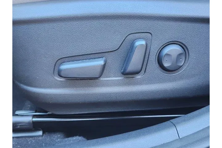 $20997 : Hyundai KONA 2023 SEL 4dr Cr image 10