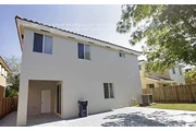 $2500 : HOUSE FOR RENT IN MIAMI FL thumbnail