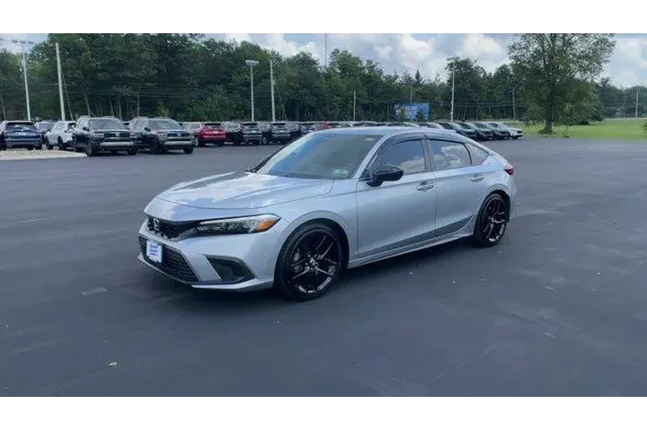 $27891 : Honda Civic 2024 Sport 4dr Ha image 4