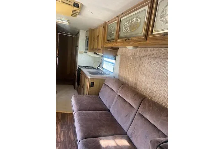 $1300 : Casa Móvil De Renta image 2