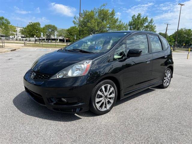 $8900 : 2013 Fit Sport image 3