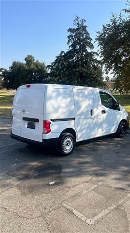 $15500 : NISSAN NV200 image 8