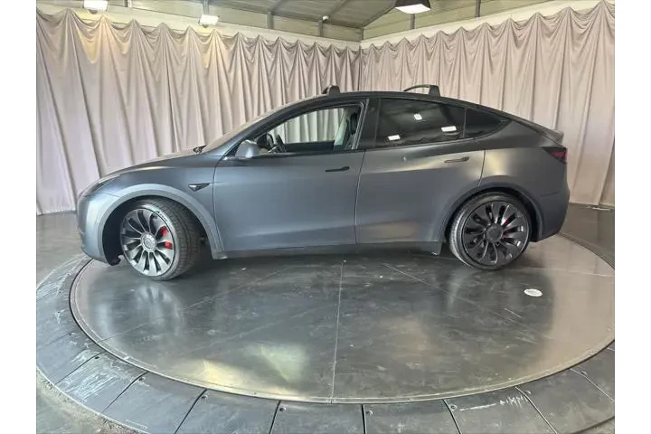 $25999 : Tesla Model Y 2022 AWD Perfo image 8