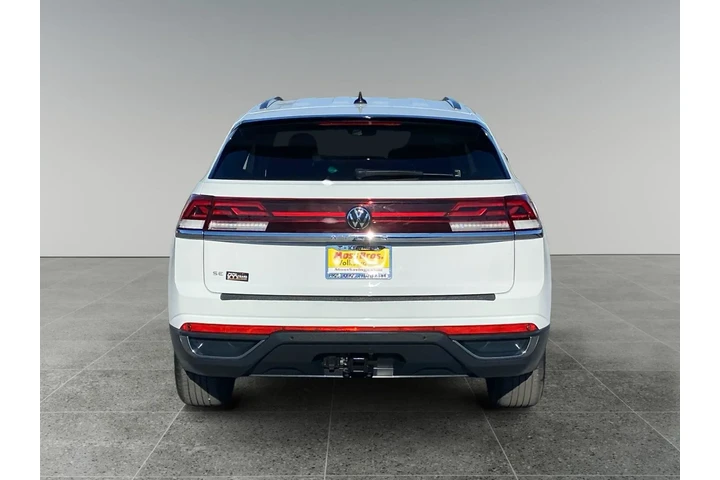 $33330 : Volkswagen Atlas Cross Sport image 4