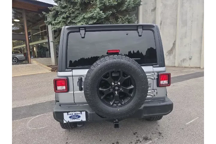 Jeep Wrangler Unlimited 2021 image 7