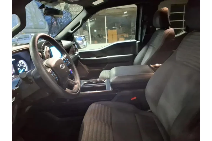 $38941 : Ford F-150 2023 4x4 XL 4dr S image 10