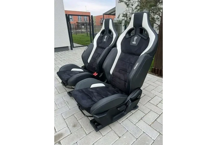 $2500 : 2015+ Mustang Recaro seats image 2