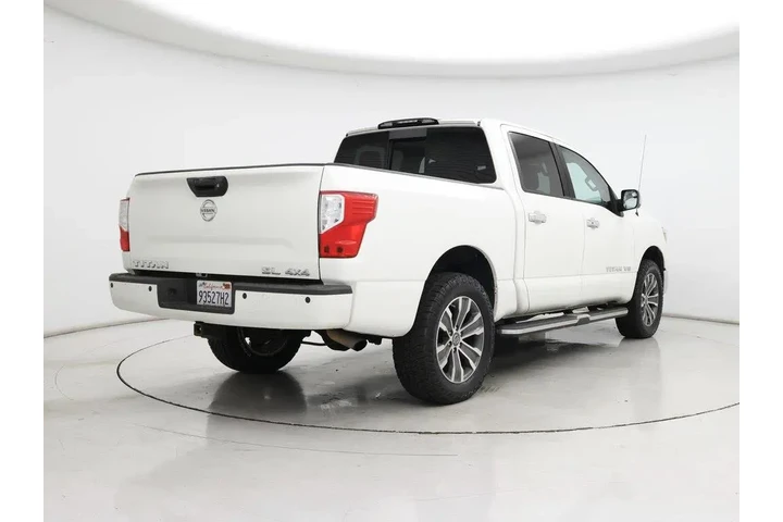 $26998 : Nissan Titan 2018 4x4 SL 4dr image 8