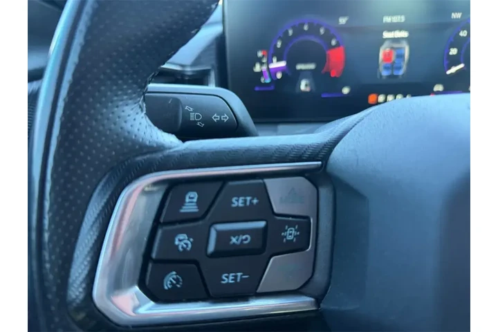 $32500 : Ford Mustang 2024 EcoBoost P image 6