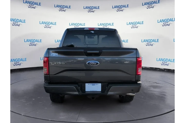 $17981 : Ford F-150 2016 4x2 XLT 4dr image 8