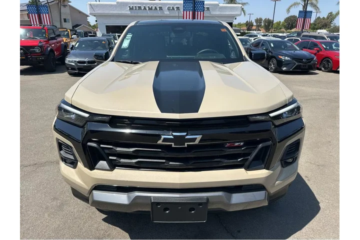 $39477 : 2023 Colorado 4WD Z71 image 3