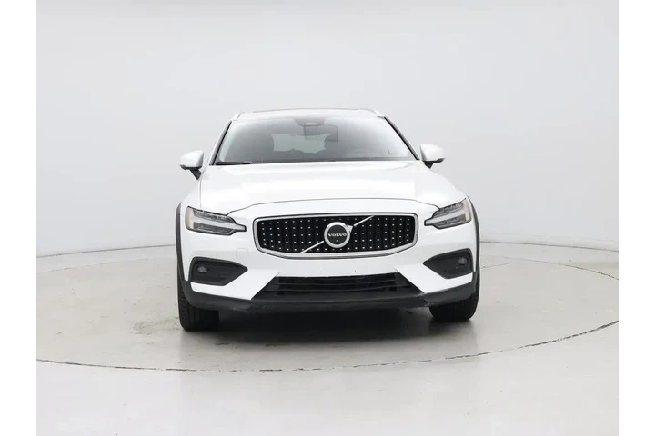 $37998 : Volvo V60 Cross Country 2023 image 5
