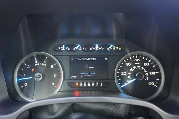 $22688 : Ford F-150 2017 4x2 Lariat 4 image 10