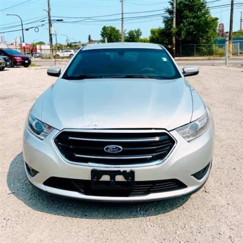 $8900 : 2016 Taurus SEL image 2