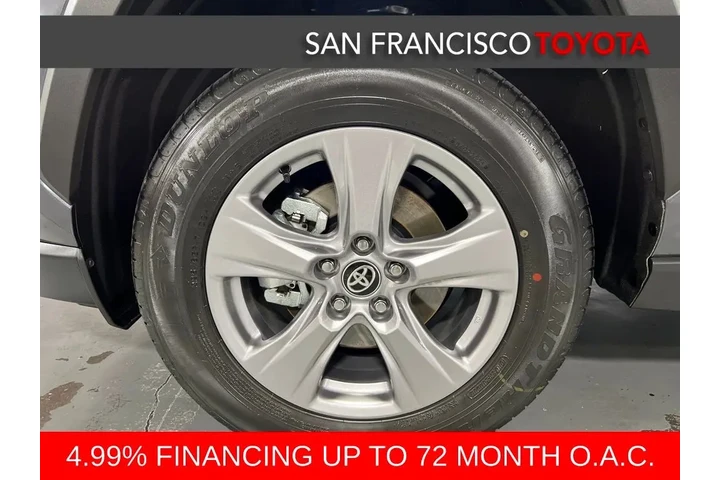 $30499 : Gold Certified2025 RAV4 XLE image 9