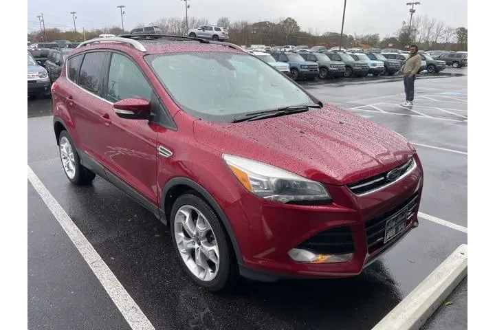 $9992 : Ford Escape 2013 Titanium 4d image 2