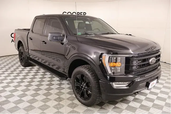 $34329 : Ford F-150 2023 4x4 XL 4dr S image 1