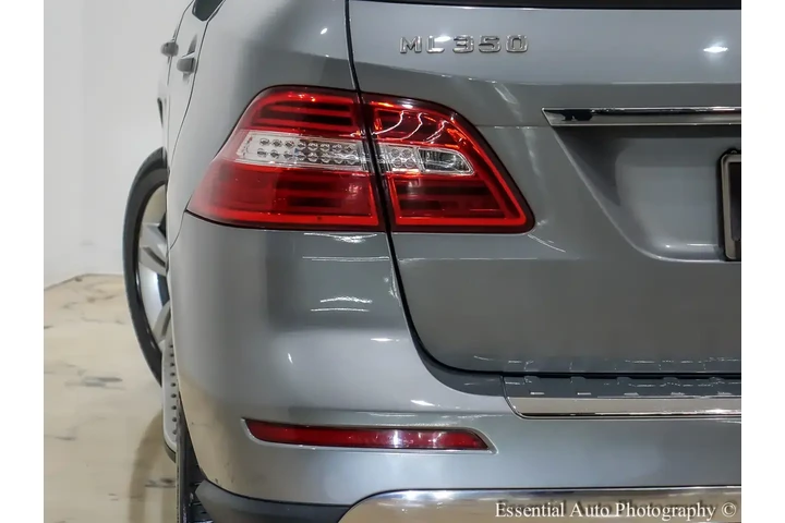 $11995 : Mercedes-Benz M-Class 2015 A image 8