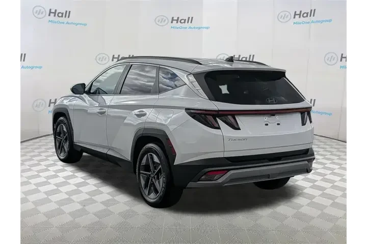 $27900 : Hyundai TUCSON 2025 SEL Conv image 7