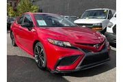 $21895 : Toyota Camry 2022 SE 4dr Sed thumbnail
