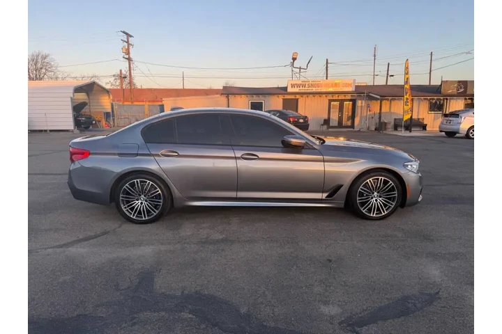 $22995 : 2019 BMW 5 Series 530e iPerfo image 4