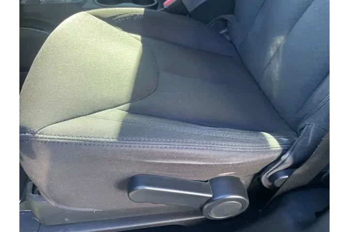 $18992 : Jeep Wrangler 2013 4x4 Sport image 6