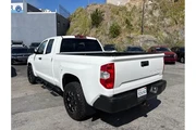 $39902 : Toyota Tundra 2020 4x4 SR5 4 thumbnail